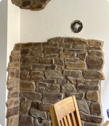 Wandverkleidung in Steinoptik